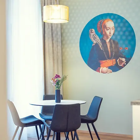 Apartamento Leonart Living 14 *