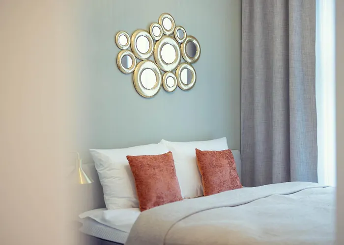 Leonart Living 14 Апартаменты *